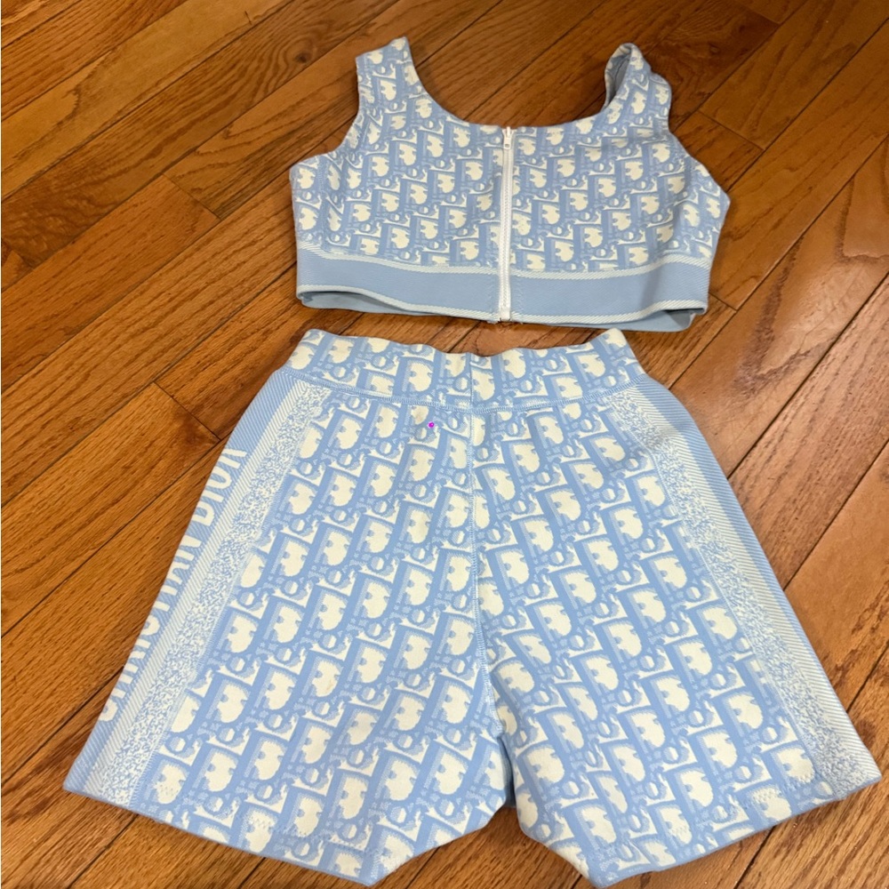 Dior Light Blue and Cream Patterned Set - Picture 2 of 6